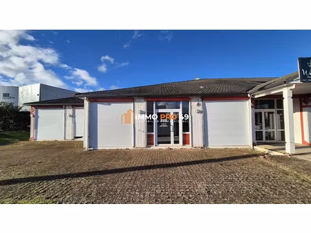 location locaux professionnels 200 m² à cholet (49300)  1 500 €