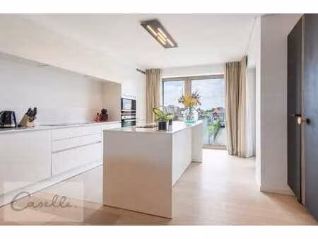 exclusief instapklaar app. met 2slpk - 2badk en 2 terrassen