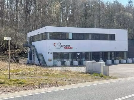 immeuble mixte de 660 m² (bureau en et 1 ) périphérie namur