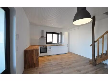 location appartement  69.17 m² t-3 à lentilly  1 100 €