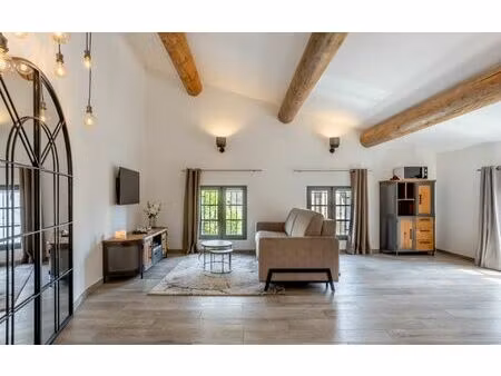 location appartement  62.5 m² t-2 à l'isle-sur-la-sorgue  890 €