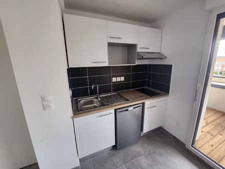 2 pieces - parking - recent - cellier