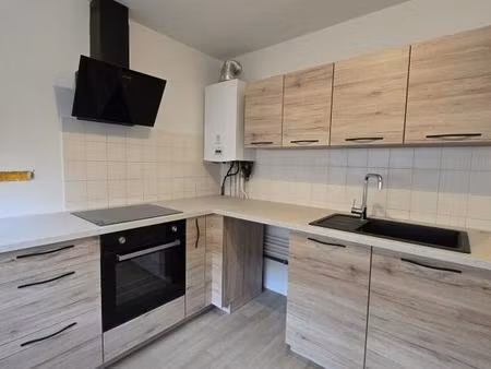 exclusif ! à louer appartement 3 pièces rénové 64 m2 avec
