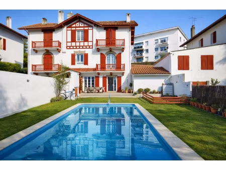 vente maison 6 pièces 133 m² hendaye (64700)