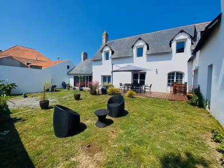 vente maison 6 pièces 210 m² noirmoutier-en-l'île (85330)