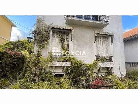 maison individuelle à rénover intégralement située à villiers-le-bel