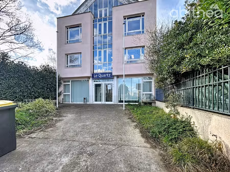 opportunité d'investissement. a vendre immeuble de bureaux s