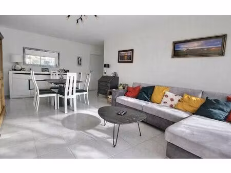 appartement marseille 8 78.5 m² t-3 à vendre  405 000 €