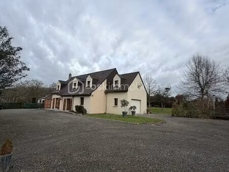 maison de 151 m² à chateauneuf-sur-sarthe
