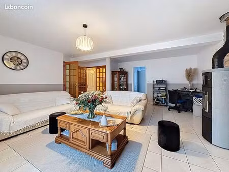 maison 6 pièces 120 m²