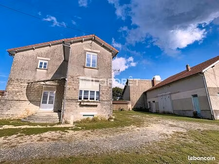 maison 10 pièces 211 m²