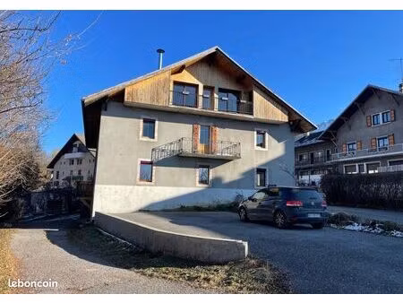 appartement 3 pièces 42 m²