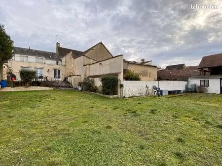 maison 5 pièces 150 m²