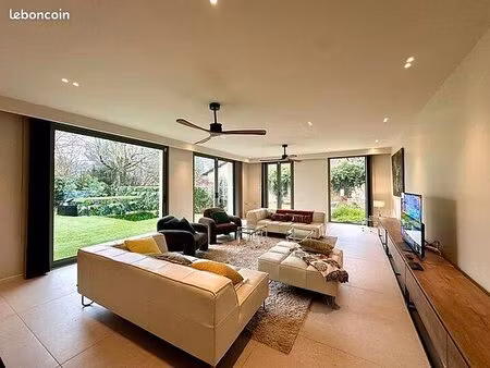 maison 4 pièces 142 m²