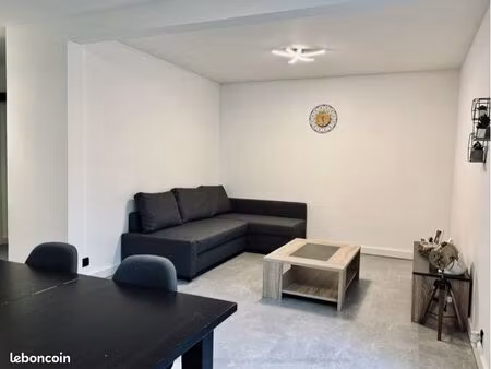 appartement à louer à la chaussée saint victor