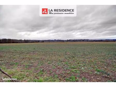 terrain 2 480 m² bouafles