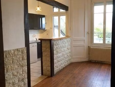 maison de ville 4 pièces 85 m²