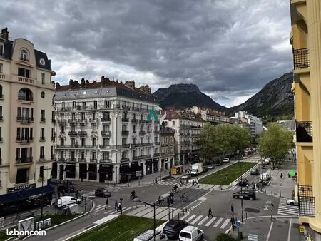 appartement 3 pièces 85 m²