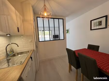 studio rénové port hyeres