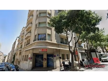 parking/box 10 m² marseille