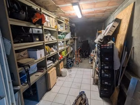 local  triple destination   28m2