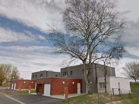 maison mitoyenne t4 avec jardin et garage - givry