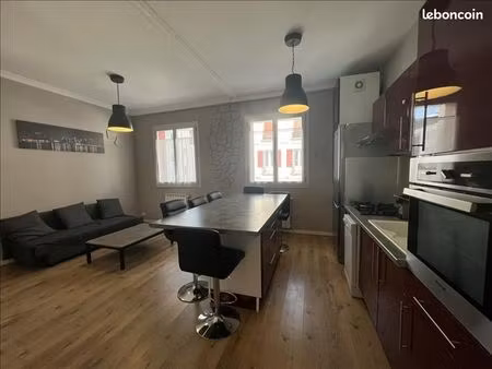 appartement 3 pièces 53 m²