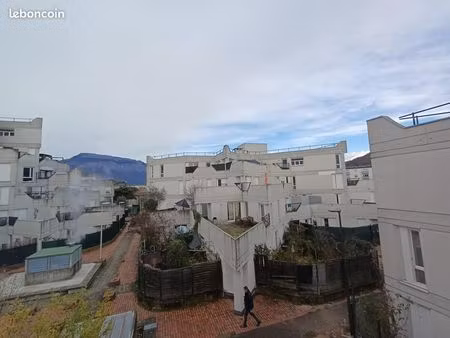 appartement 1 pièce 37 m²