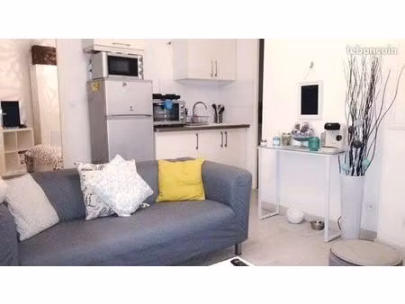 charmant t2 - 30m2 à toulon au calme absolu