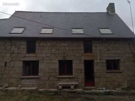 maison en pierre à finir de rénover