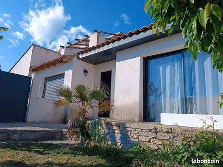 villa 5 pièces 125 m²