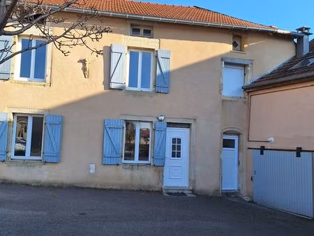 loue a saulx tres belle maison de village de 149 m2 bien entretenue et completement renove