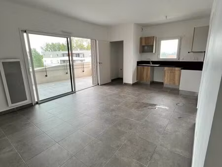 appartement t2 - a louer - residence recente et securisee - les jardins de serignan