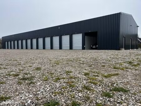 garage / box / garde meuble