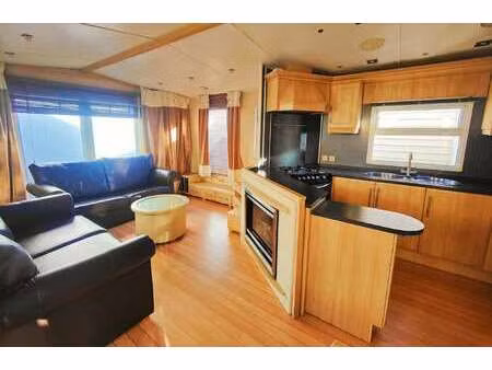 vente maison piscine à genouillé (17430) : à vendre piscine / 42m² genouillé