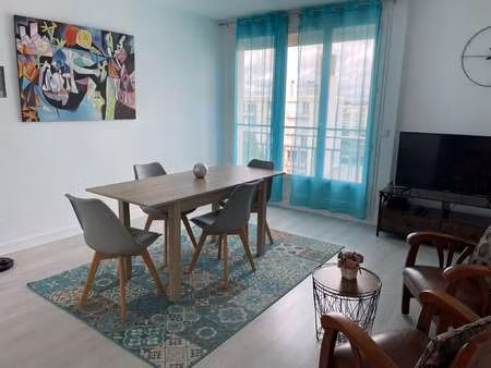 location appartement 4 pièces meublé à rezé (44400) : à louer 4 pièces meublé / 73m² rezé