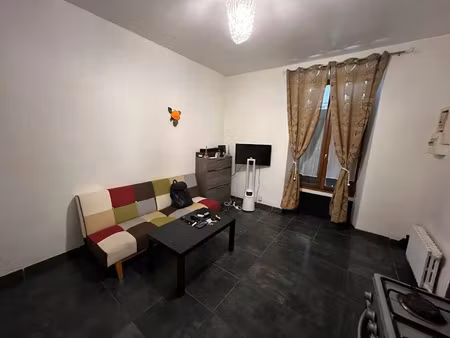 location meublée appartement 3 pièces 44 m² à corbeil-essonnes (91100)  750 €