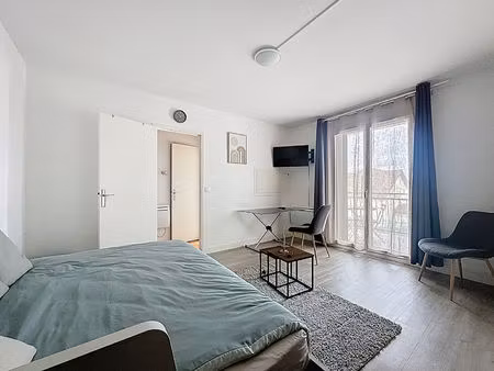 creteil - av laferriere- bail meublé