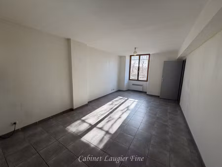 t3 rue philippe girard 13001