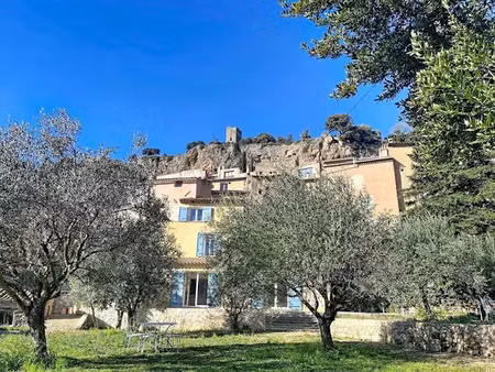 vente maison 5 pièces 124 m² à cotignac (83570)  535 000 €