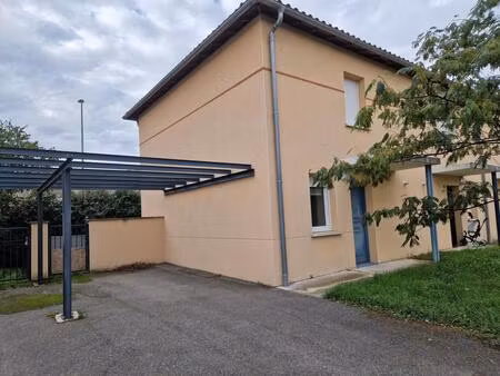 eaunes  maison mitoyenne t3 à étage avec jardin privatif