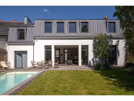 proche de la place mellinet - au calme maison familiale avec bea