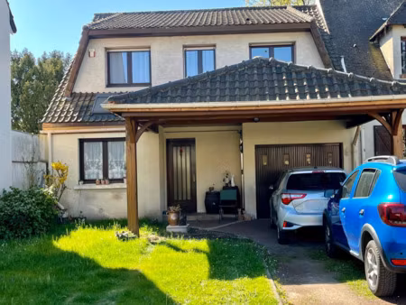 pavillon familial de 110m2 sur 670m2 de terrain à vaujours