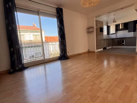 perpignan saint-gauderique : appartement 4 pieces + garage +