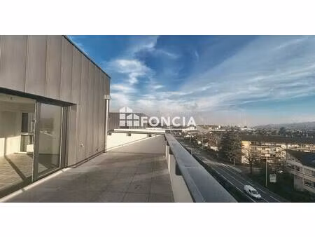 a vendre t4 au – 6e et dernier étage – terrasse/balcon sud-est – 2 parkings sous-sol