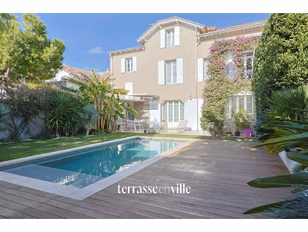 bompard - maison 245 m2 - jardin - piscine -garage - 2 100 0