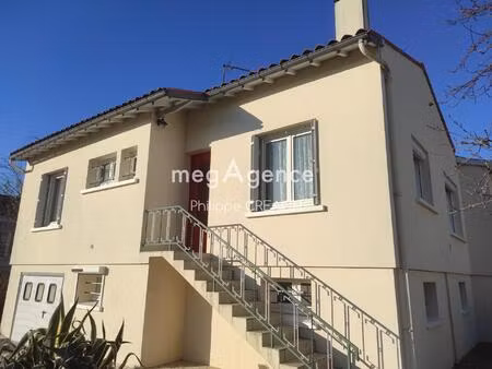 proche saint jean d'angely