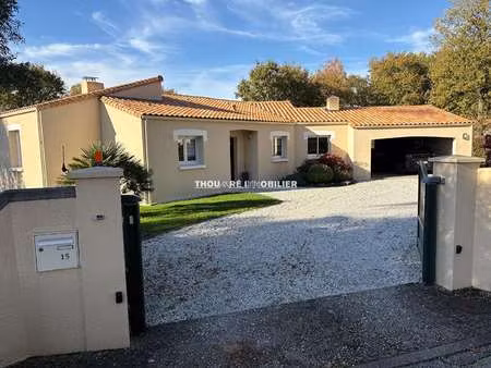 vente maison piscine à basse-goulaine (44115) : à vendre piscine / 136m² basse-goulaine
