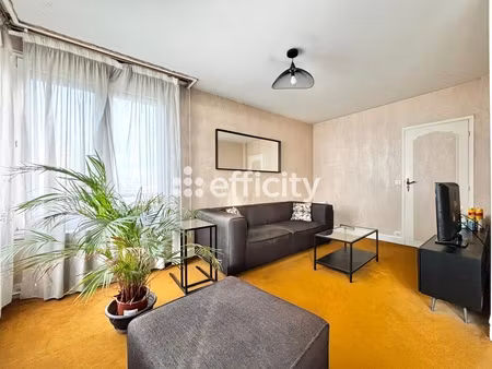 appartement 4 pièces - 93 m²