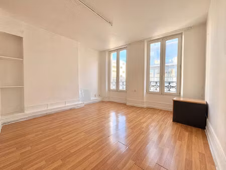 appartement 2 pièces 33 m² à vendre / acheter pantin 93500 ? | era immobilier